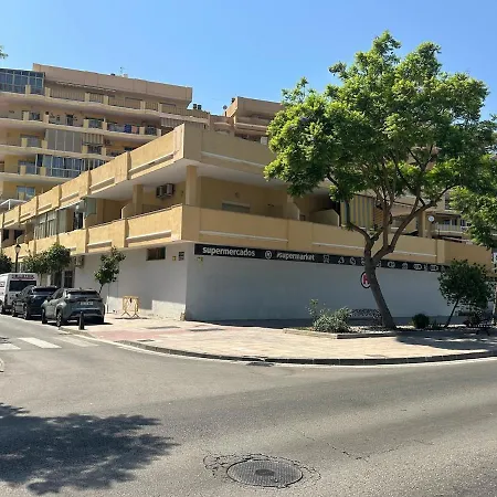 Apartment Gem - Sea Views - Walk To Everything Fuengirola